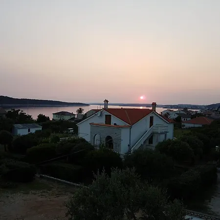 Arbatica Apartmán Barbat na Rabu